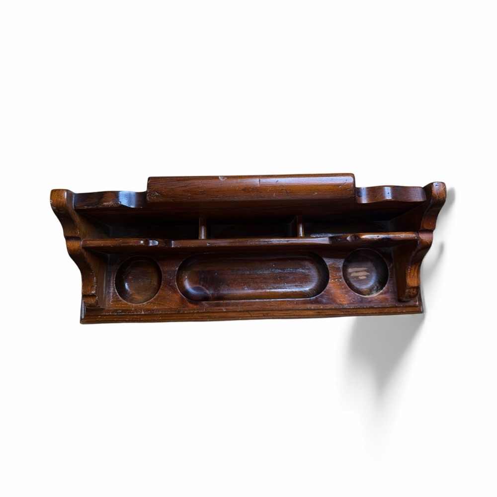 Vintage Ethan Allen Solid Wood Wall Mount Pipe Rack Tobacco Smoking Organizer